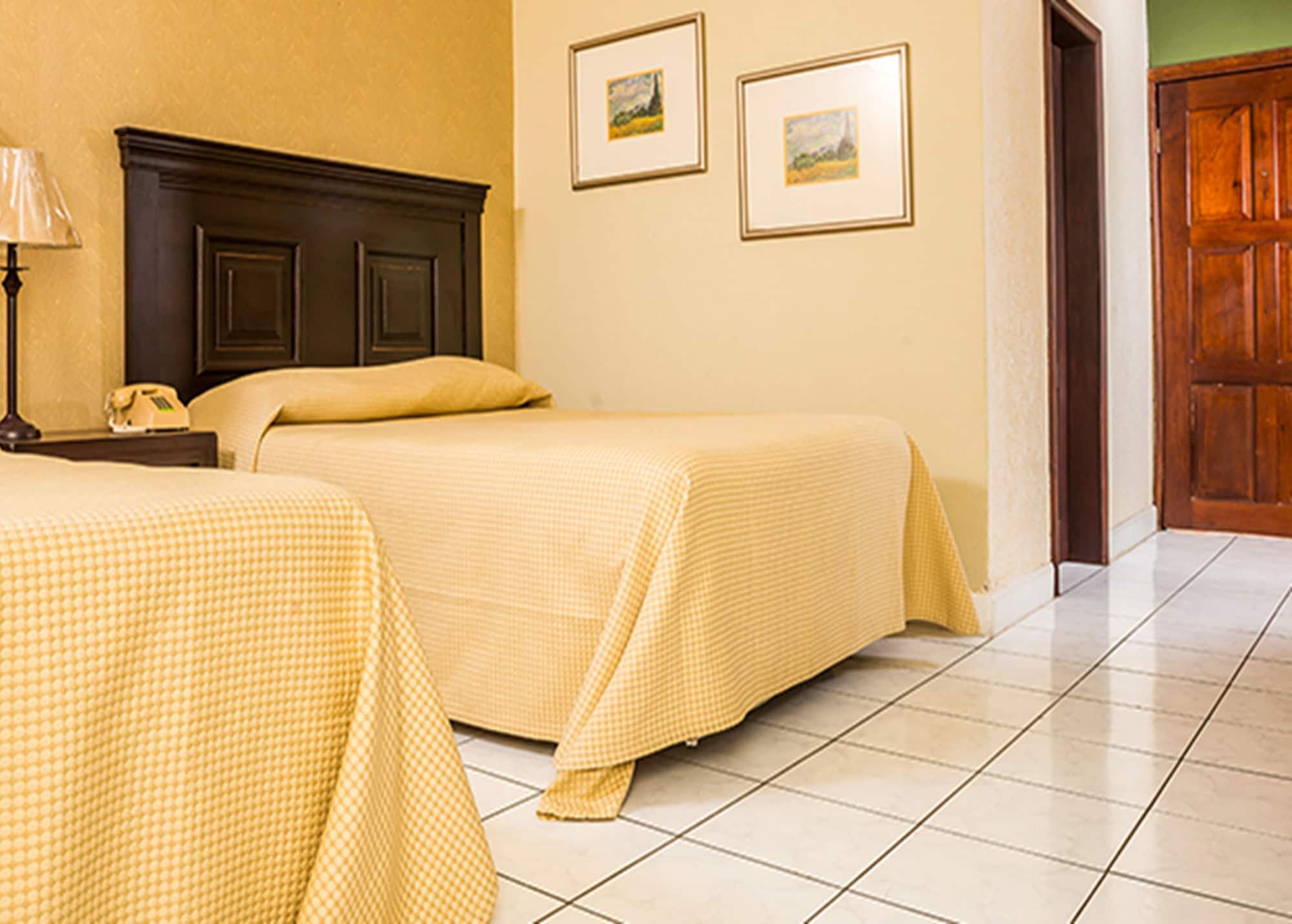 Hotel La Quinta La Ceiba Eksteriør billede