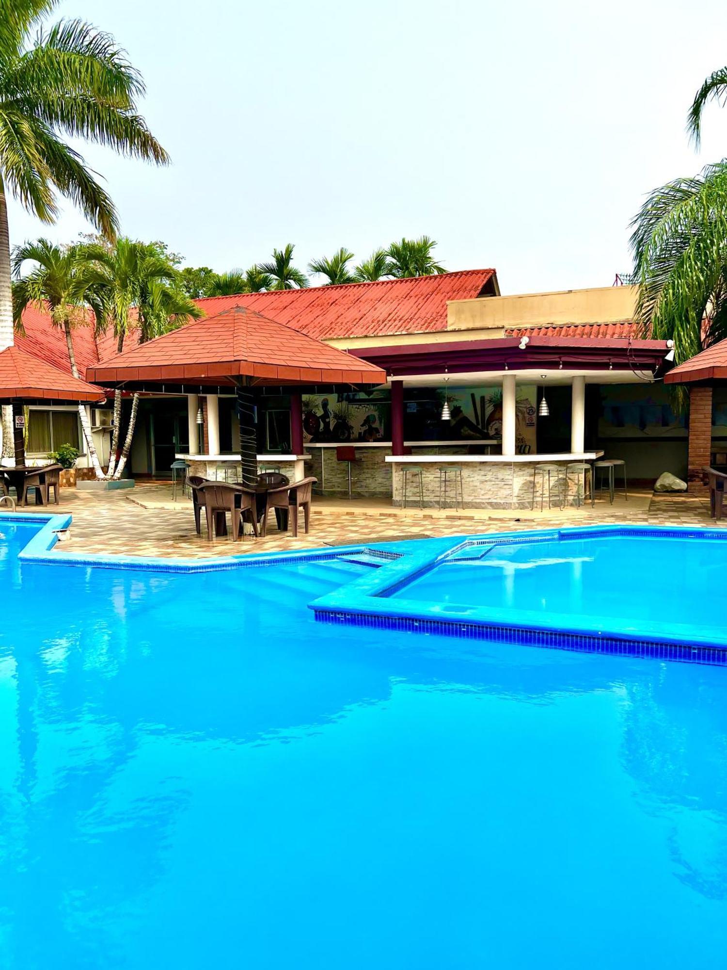 Hotel La Quinta La Ceiba Eksteriør billede