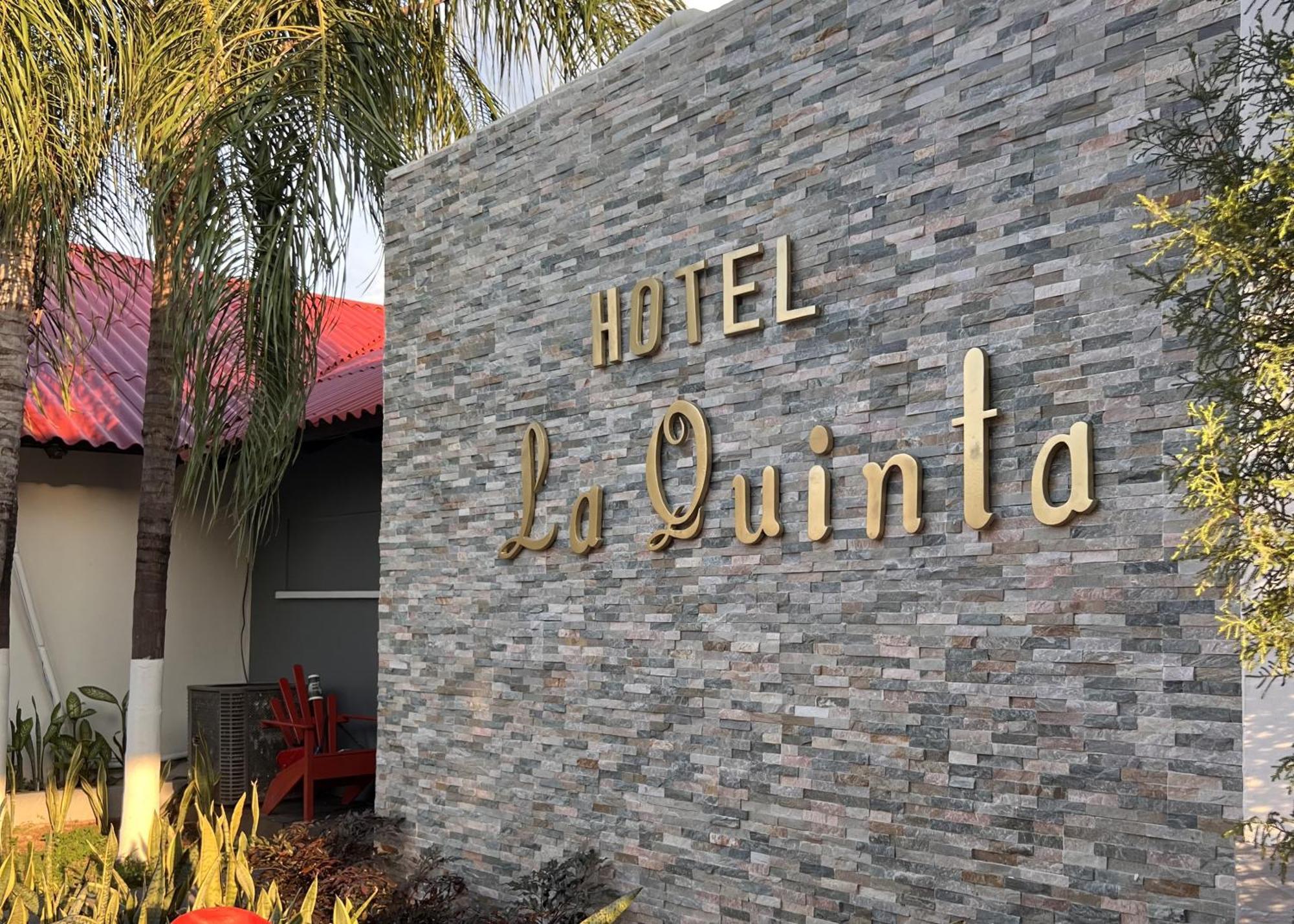 Hotel La Quinta La Ceiba Eksteriør billede